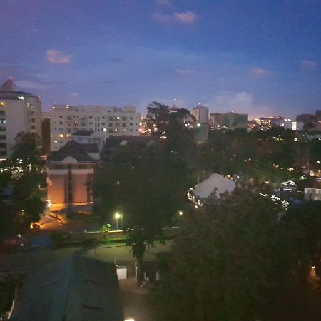 2 Bedroom Luxury Apartment In Kilimani Nairobi Buitenkant foto