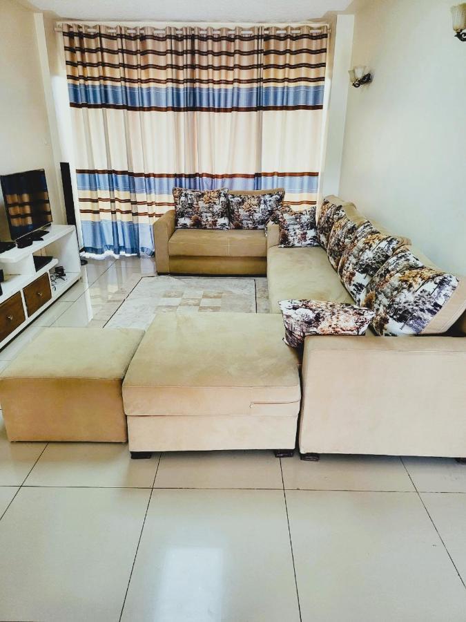 2 Bedroom Luxury Apartment In Kilimani Nairobi Buitenkant foto